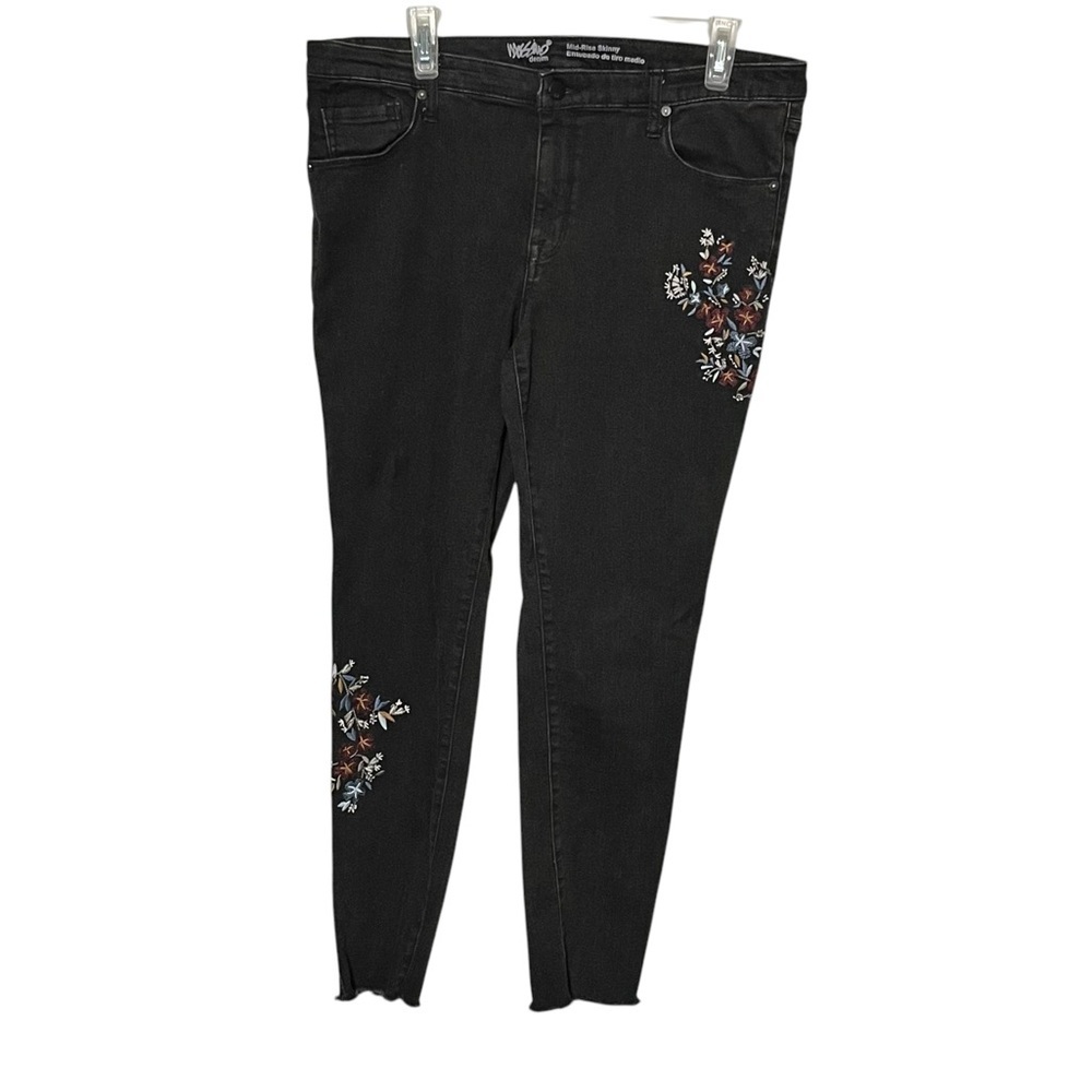 Mossimo Embroidered Mid-Rise Skinny Jeans Size 14/32 Black